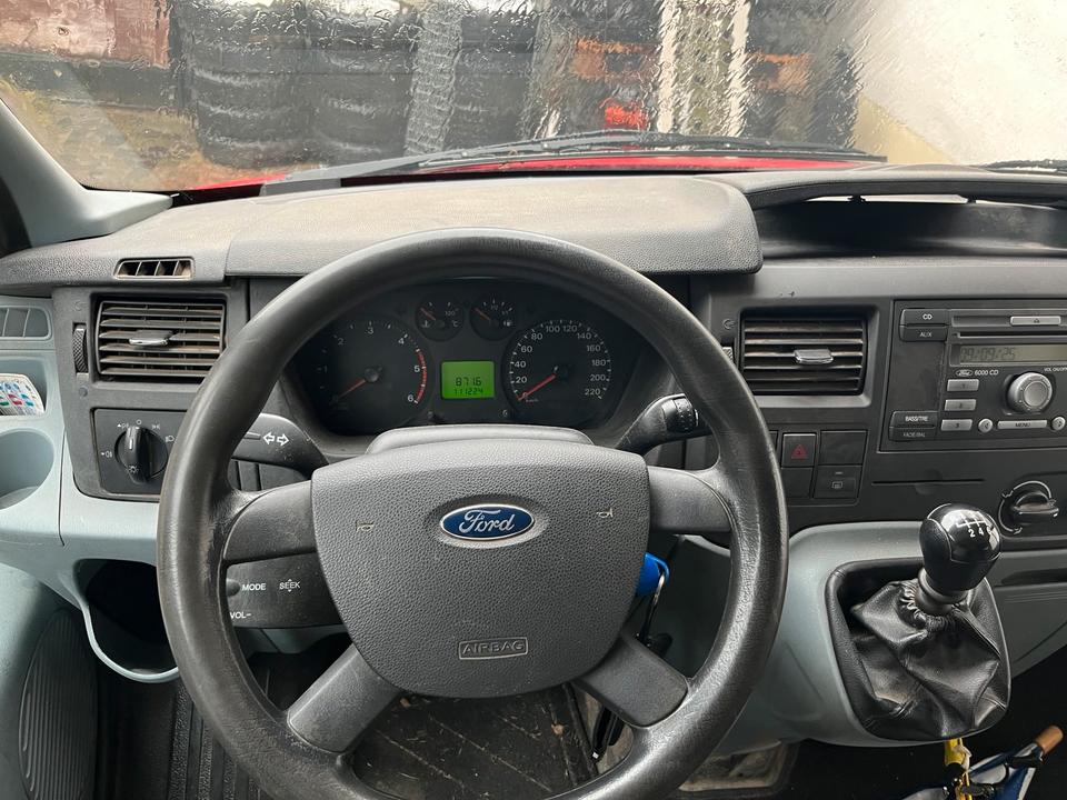 Ford Transit Bus 2.4 cdti 4x4 пробіг: 111000 рік: Februar 2011 Diesel потужність:140 PS коробка: Manuell ціна: 4000 - Фото 5