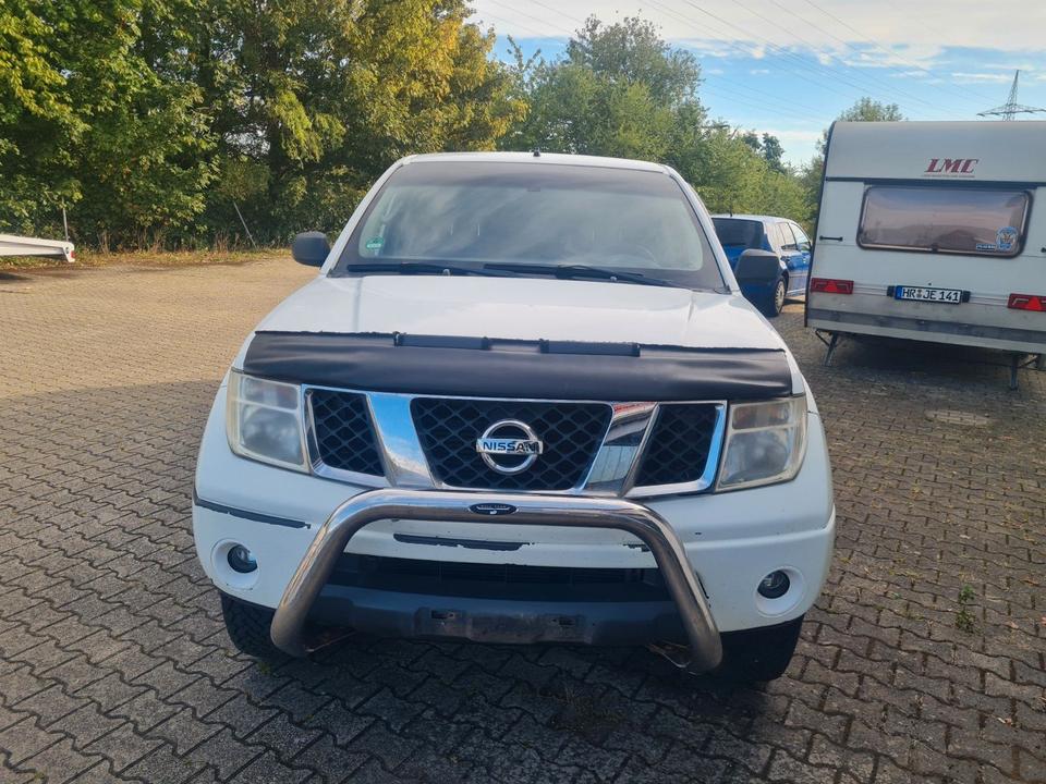 Nissan Navara Pickup KingCab Business 4X4 пробіг: 274000 рік: Januar 2010 Diesel потужність:171 PS коробка: Manuell ціна: 5000 - Фото 0