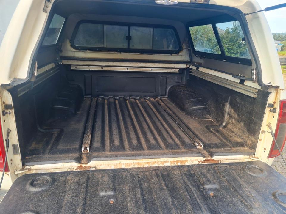 Nissan Navara Pickup KingCab Business 4X4 пробіг: 274000 рік: Januar 2010 Diesel потужність:171 PS коробка: Manuell ціна: 5000 - Фото 10