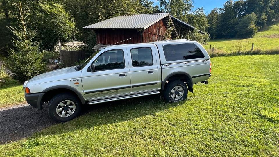 Ford Ranger 2.5 TD XLT Doppelkabine 4x4 пробіг: 164687 рік: Mai 2002 Diesel потужність:109 PS ціна: 4400 - Фото 1