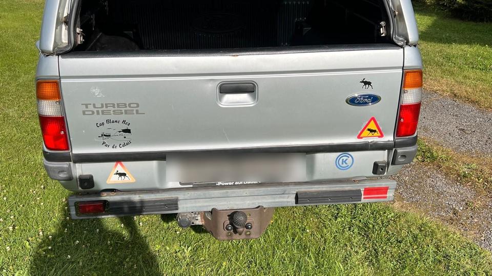 Ford Ranger 2.5 TD XLT Doppelkabine 4x4 пробіг: 164687 рік: Mai 2002 Diesel потужність:109 PS ціна: 4400 - Фото 3