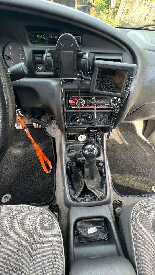 Ford Ranger 2.5 TD XLT Doppelkabine 4x4 пробіг: 164687 рік: Mai 2002 Diesel потужність:109 PS ціна: 4400 - Фото 8