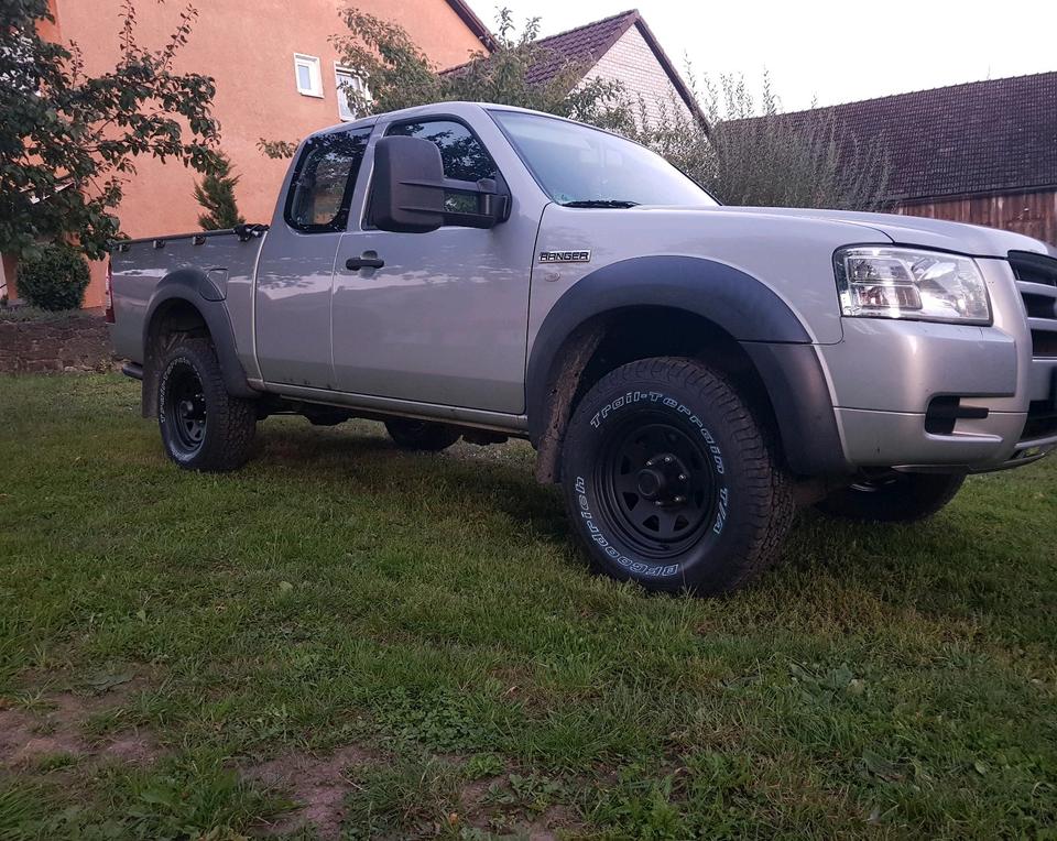 Ford Ranger  пробіг: 226000 рік: August 2007 Diesel потужність:143 PS коробка: Manuell ціна: 4500 - Фото 1