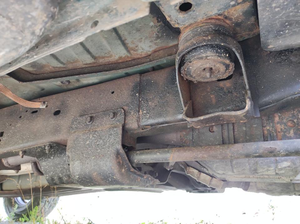 Ford Exolorer  XLT 4x4 Allrad пробіг: 235000 рік: Juli 1998 Benzin потужність:207 PS коробка: Automatik ціна: 3200 - Фото 14