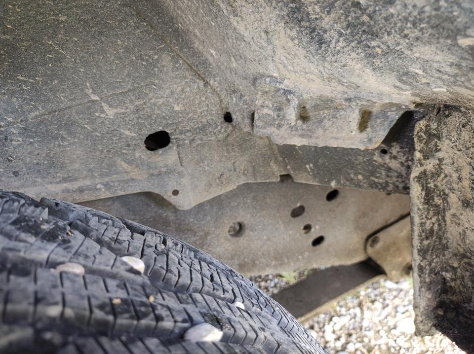 Ford Exolorer  XLT 4x4 Allrad пробіг: 235000 рік: Juli 1998 Benzin потужність:207 PS коробка: Automatik ціна: 3200 - Фото 15