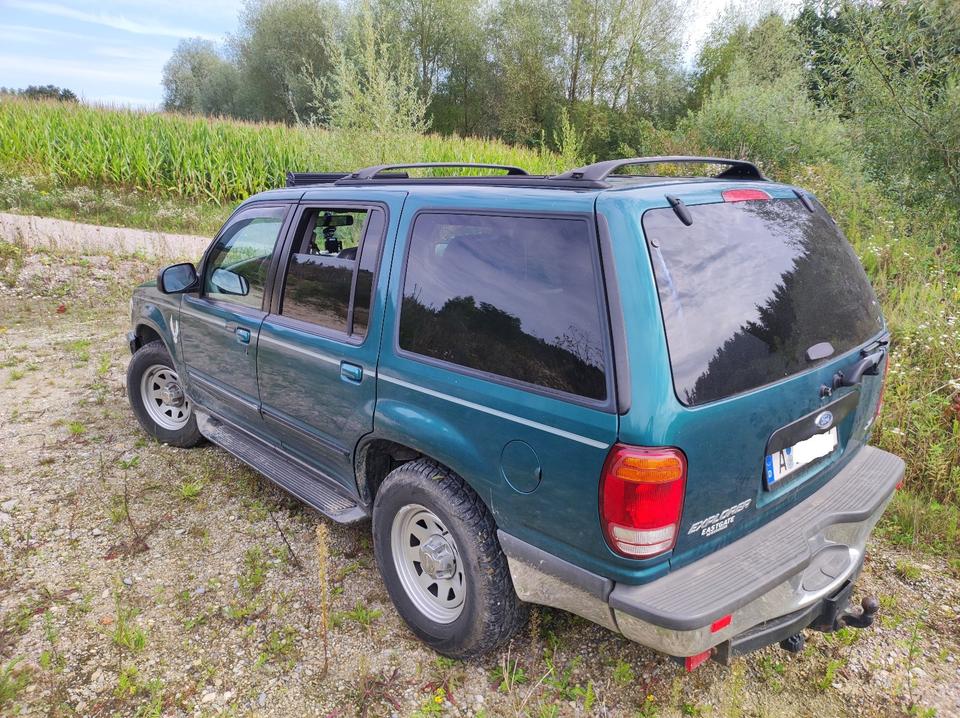 Ford Exolorer  XLT 4x4 Allrad пробіг: 235000 рік: Juli 1998 Benzin потужність:207 PS коробка: Automatik ціна: 3200 - Фото 3