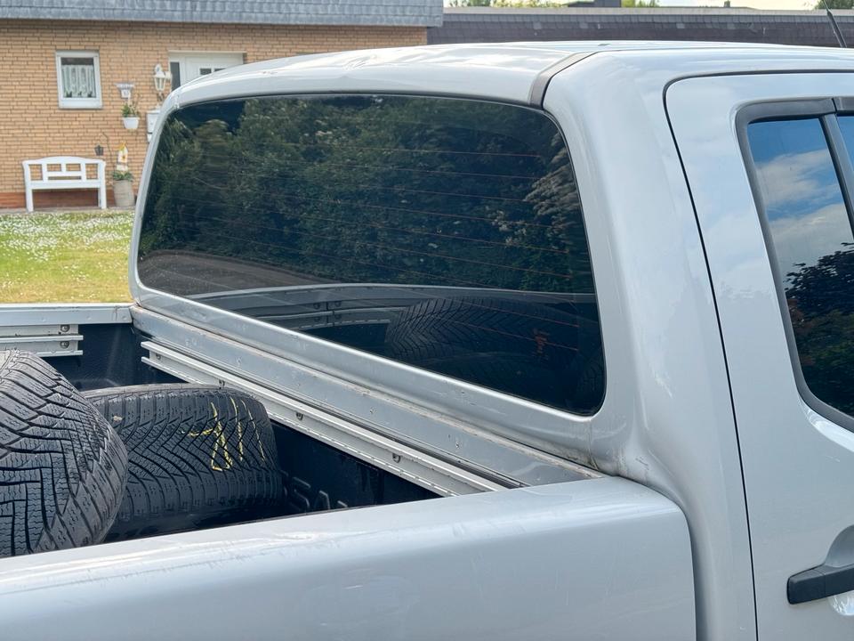 Nissan Navara 2.5DCI 4x4 пробіг: 146000 рік: Februar 2007 Diesel потужність:171 PS коробка: Manuell ціна: 4750 - Фото 11