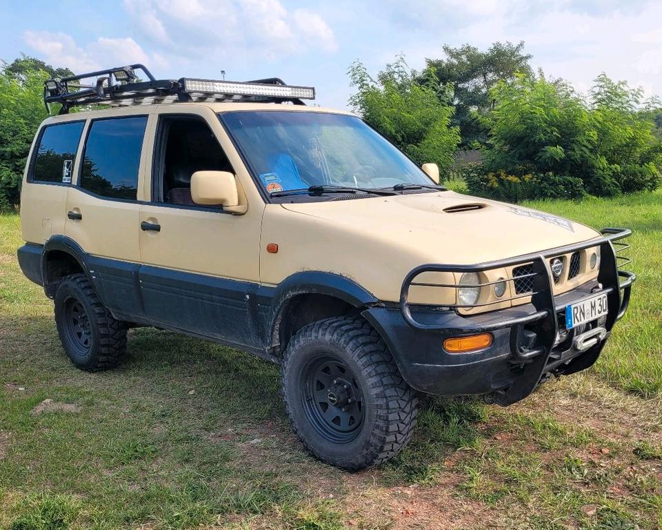 Nissan Terrano II  2,7L TD 4x4 пробіг: 222312 рік: Juni 1998 Diesel потужність:125 PS коробка: Manuell ціна: 4999 - Фото 2