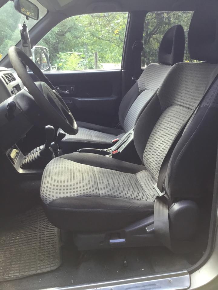 Mitsubishi l200 пробіг: 175430 рік: April 2004 Diesel потужність:116 PS коробка: Manuell ціна: 5500 - Фото 6