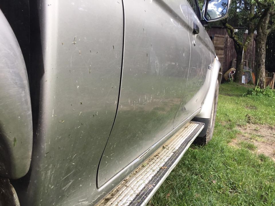 Mitsubishi l200 пробіг: 175430 рік: April 2004 Diesel потужність:116 PS коробка: Manuell ціна: 5500 - Фото 8