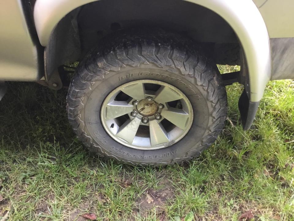 Mitsubishi l200 пробіг: 175430 рік: April 2004 Diesel потужність:116 PS коробка: Manuell ціна: 5500 - Фото 9