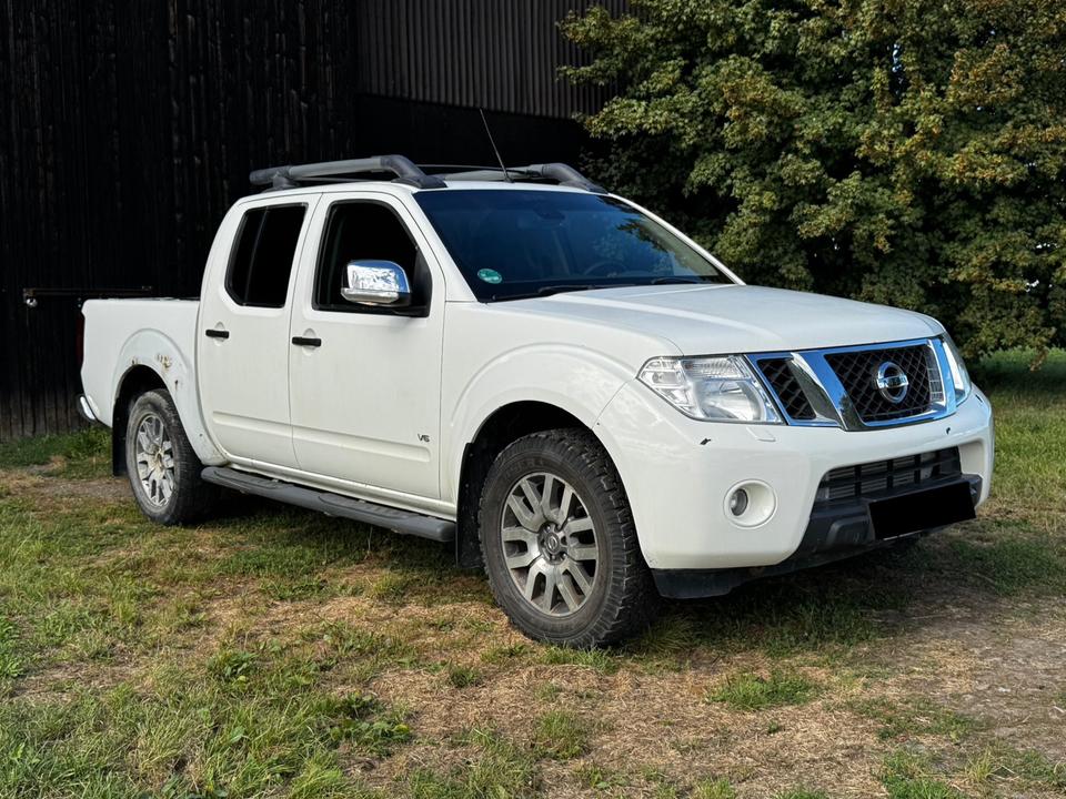 Nissan Navara 3.0 V6 пробіг: 198000 рік: September 2012 Diesel потужність:231 PS ціна: 5700 - Фото 2