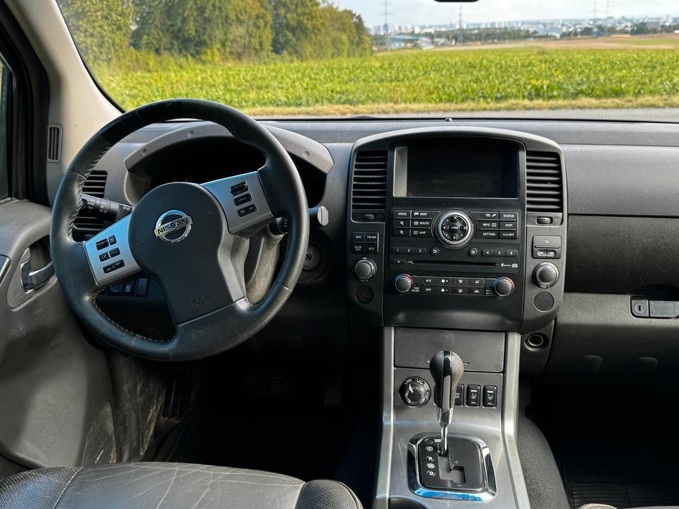 Nissan Navara 3.0 V6 пробіг: 198000 рік: September 2012 Diesel потужність:231 PS ціна: 5700 - Фото 6