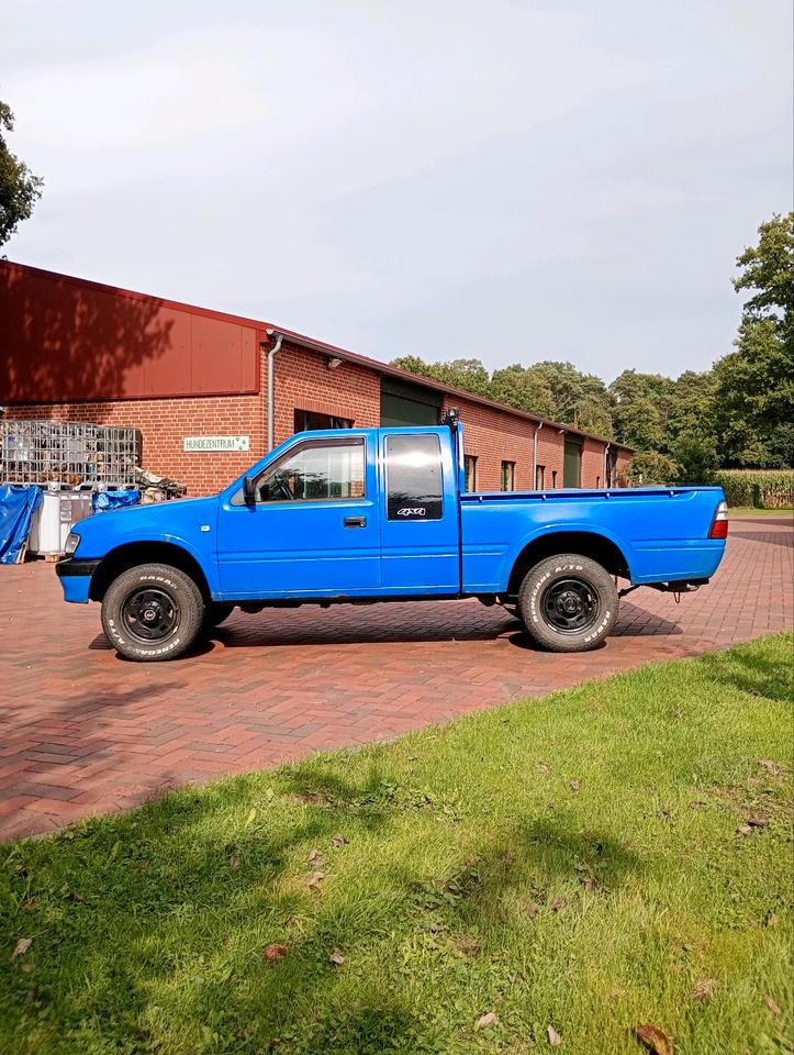 Opel Campo Sportscab 4x4  2.5L пробіг: 213799 рік: Januar 1993 Diesel потужність:76 PS коробка: Manuell ціна: 3500 - Фото 1