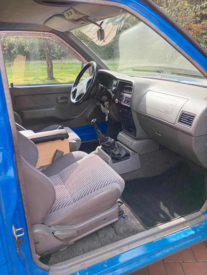 Opel Campo Sportscab 4x4  2.5L пробіг: 213799 рік: Januar 1993 Diesel потужність:76 PS коробка: Manuell ціна: 3500 - Фото 11