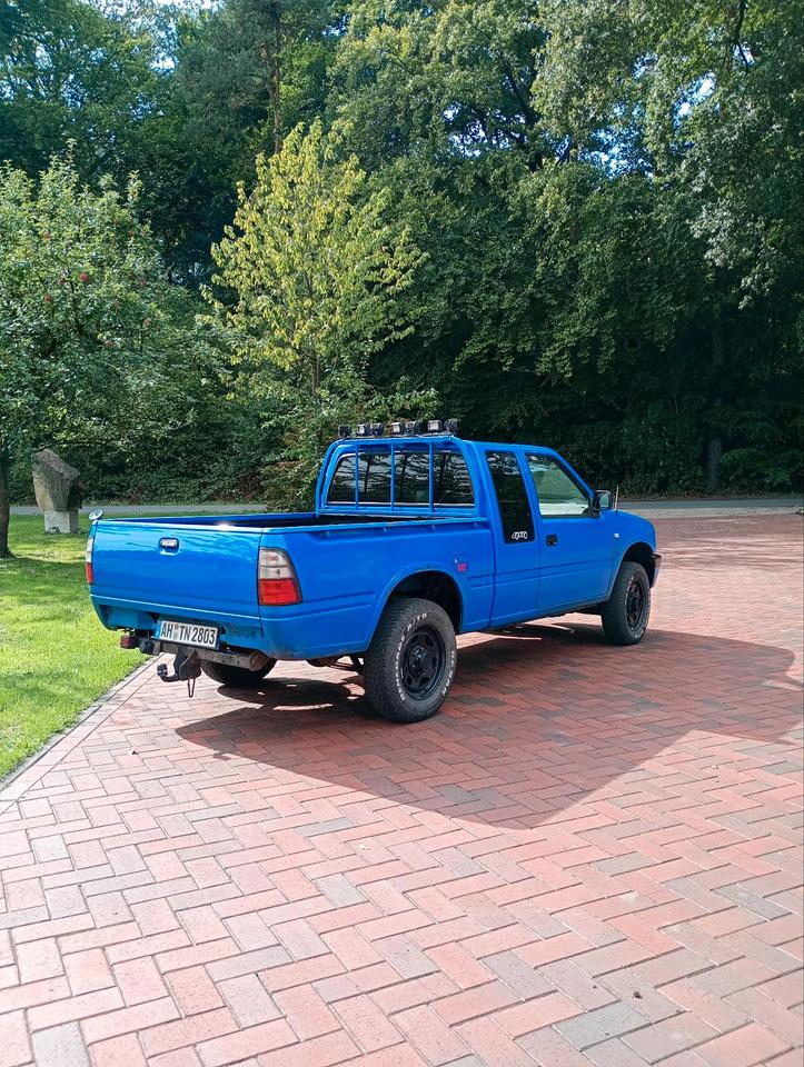 Opel Campo Sportscab 4x4  2.5L пробіг: 213799 рік: Januar 1993 Diesel потужність:76 PS коробка: Manuell ціна: 3500 - Фото 4