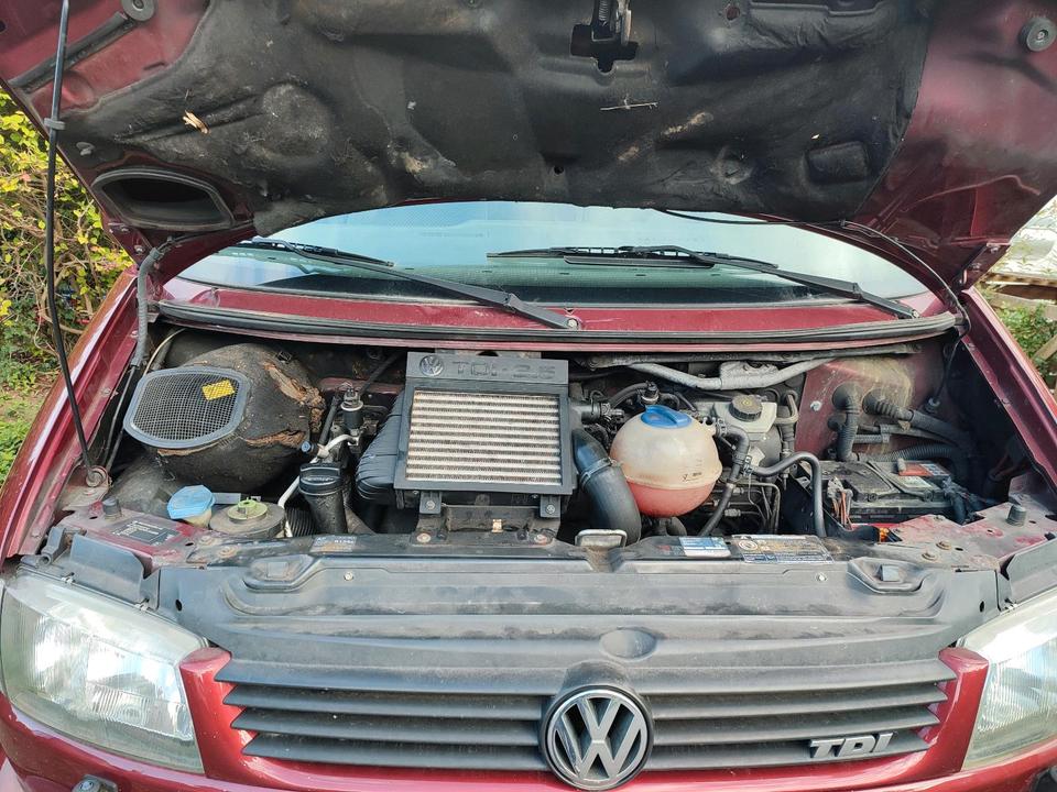 VW T4 Multivan Classic пробіг: 500000 рік: April 1998 Diesel потужність:102 PS коробка: Manuell ціна: 2000 - Фото 12