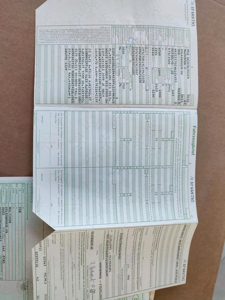 VW T4 Multivan Classic пробіг: 500000 рік: April 1998 Diesel потужність:102 PS коробка: Manuell ціна: 2000 - Фото 17