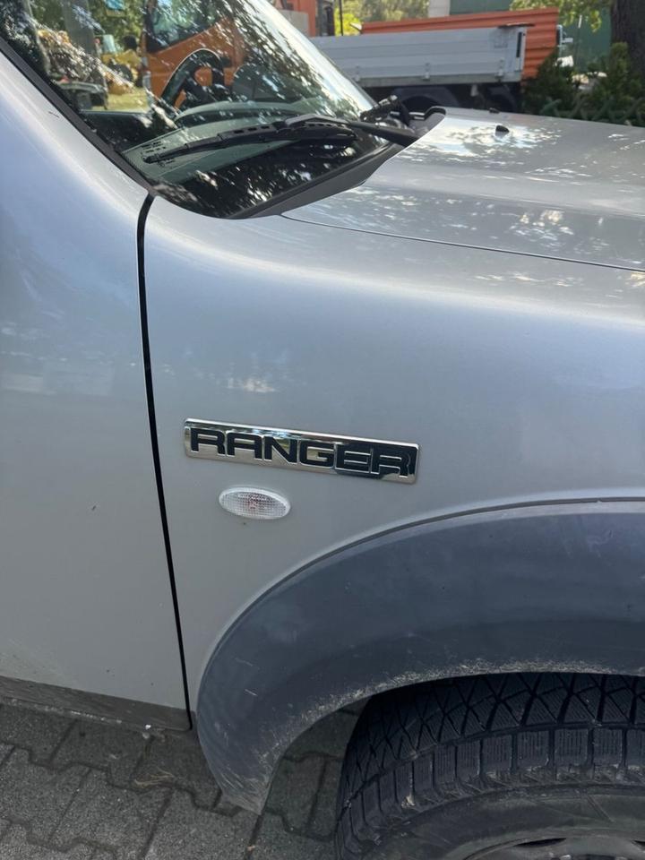 Ford Ranger Einzelkabine 4X4 XL пробіг: 234540 рік: Februar 2009 Diesel потужність:143 PS SUV/Geländewagen ціна: 3999 - Фото 3