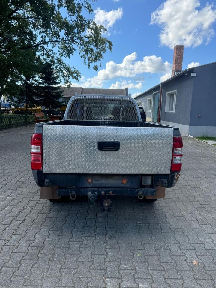Ford Ranger Einzelkabine 4X4 XL пробіг: 234540 рік: Februar 2009 Diesel потужність:143 PS SUV/Geländewagen ціна: 3999 - Фото 5