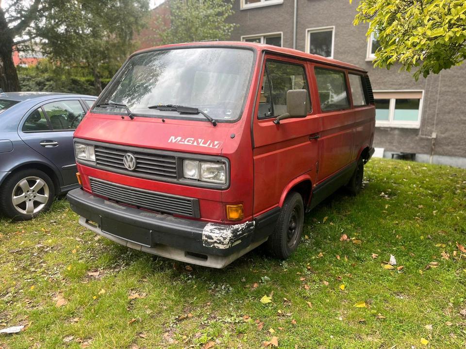 Vw T3 Multivan Magnum пробіг: 175000 рік: September 1988 Diesel потужність:69 PS коробка: Manuell ціна: 2990 - Фото 1