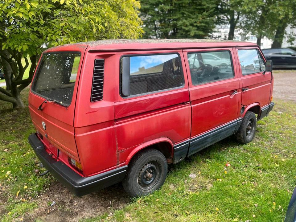 Vw T3 Multivan Magnum пробіг: 175000 рік: September 1988 Diesel потужність:69 PS коробка: Manuell ціна: 2990 - Фото 3