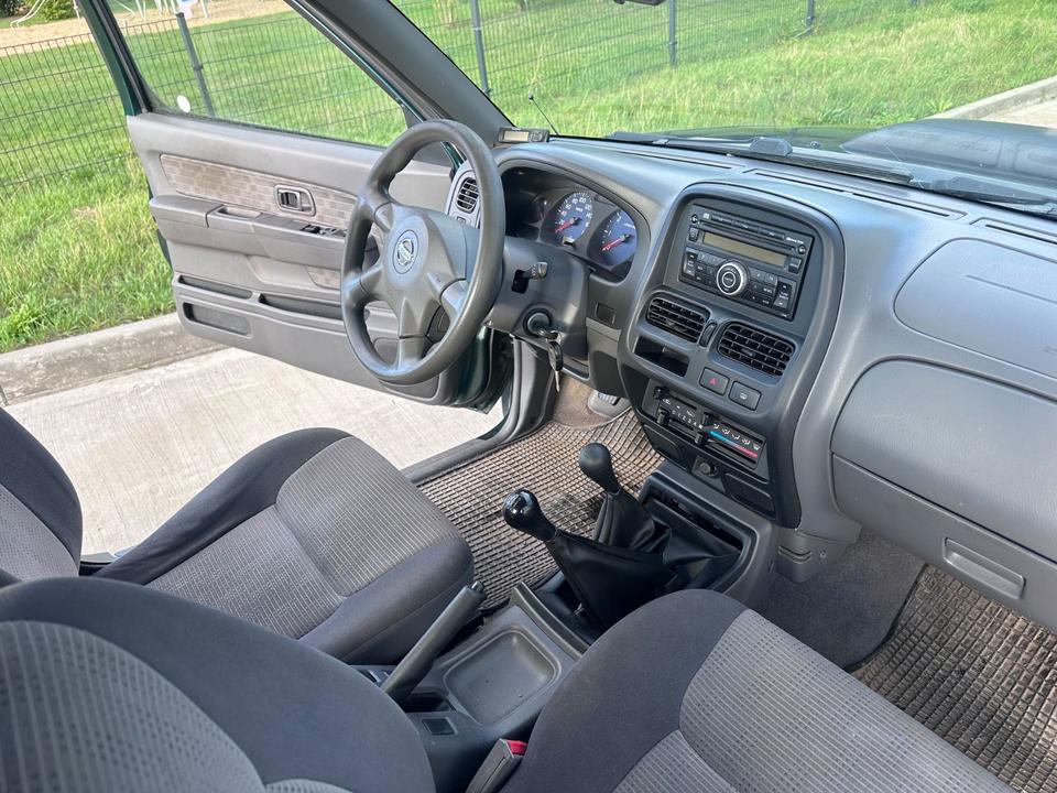 Nissan Navara NP300 Pick-up King Cab 4X4 пробіг: 230000 рік: Juni 2008 Diesel потужність:133 PS коробка: Manuell ціна: 5999 - Фото 10