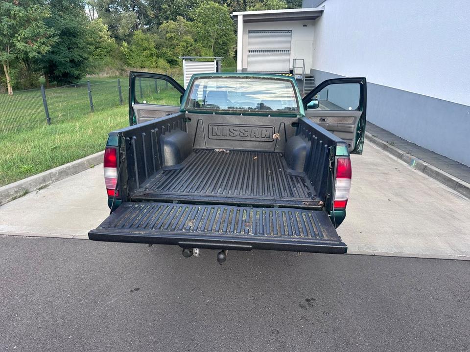 Nissan Navara NP300 Pick-up King Cab 4X4 пробіг: 230000 рік: Juni 2008 Diesel потужність:133 PS коробка: Manuell ціна: 5999 - Фото 13