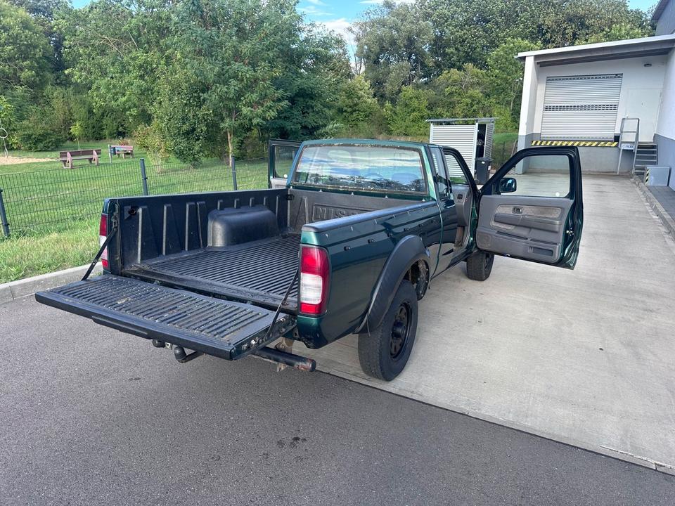Nissan Navara NP300 Pick-up King Cab 4X4 пробіг: 230000 рік: Juni 2008 Diesel потужність:133 PS коробка: Manuell ціна: 5999 - Фото 14