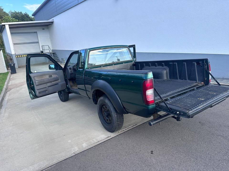 Nissan Navara NP300 Pick-up King Cab 4X4 пробіг: 230000 рік: Juni 2008 Diesel потужність:133 PS коробка: Manuell ціна: 5999 - Фото 15