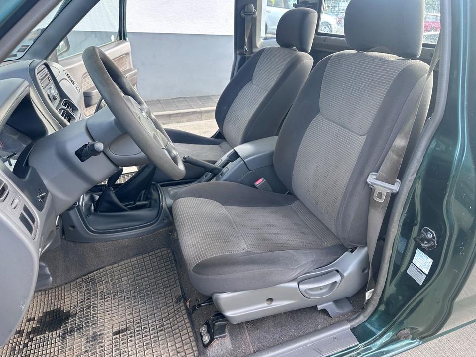 Nissan Navara NP300 Pick-up King Cab 4X4 пробіг: 230000 рік: Juni 2008 Diesel потужність:133 PS коробка: Manuell ціна: 5999 - Фото 17
