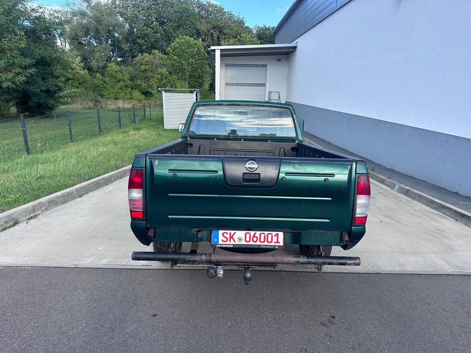 Nissan Navara NP300 Pick-up King Cab 4X4 пробіг: 230000 рік: Juni 2008 Diesel потужність:133 PS коробка: Manuell ціна: 5999 - Фото 3