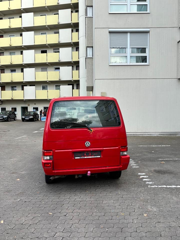 Volkswagen t4 Multivan пробіг: 329198 рік: September 1996 Diesel потужність:80 PS коробка: Manuell ціна: 3200 - Фото 7