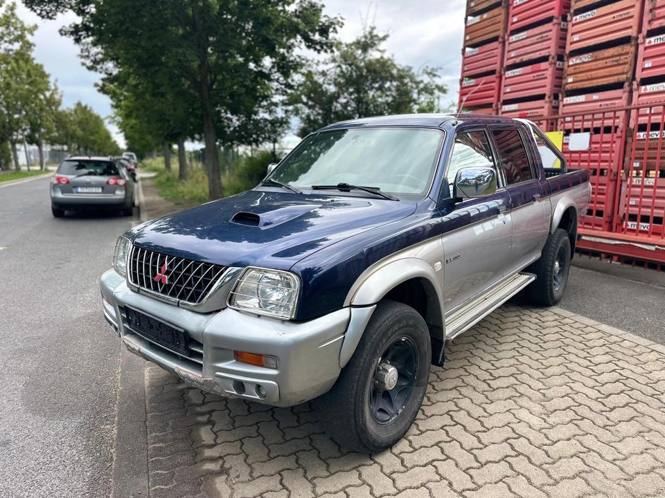 Mitsubishi L200 Magnum  4x4 2,5D пробіг: 360000 рік: September 2003 Diesel ціна: 4999 - Фото 0