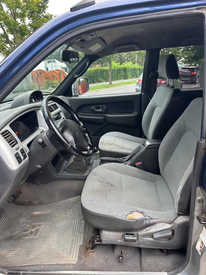 Mitsubishi L200 Magnum  4x4 2,5D пробіг: 360000 рік: September 2003 Diesel ціна: 4999 - Фото 9