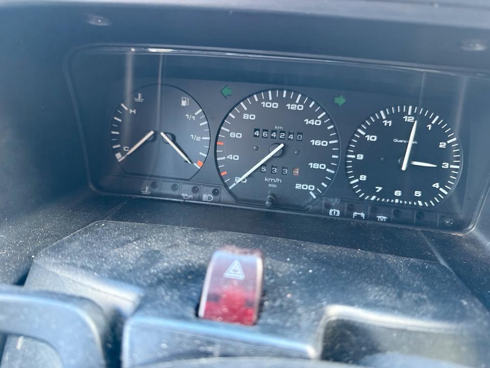 Volkswagen T4 Multivan пробіг: 464000 рік: Dezember 1994 Diesel потужність:68 PS коробка: Manuell ціна: 3500 - Фото 6