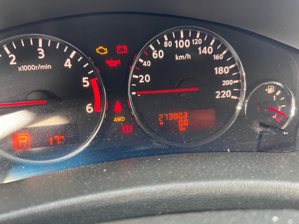 Nissan Navara 4x4 Automatik пробіг: 273803 рік: September 2012 Diesel потужність:231 PS коробка: Automatik ціна: 4800 - Фото 12