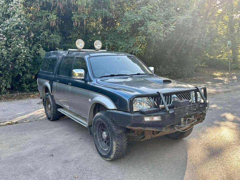 Mitsubishi L200  пробіг: 260000 рік: Mai 2005 Diesel потужність:116 PS коробка: Manuell ціна: 4799 - Фото 0