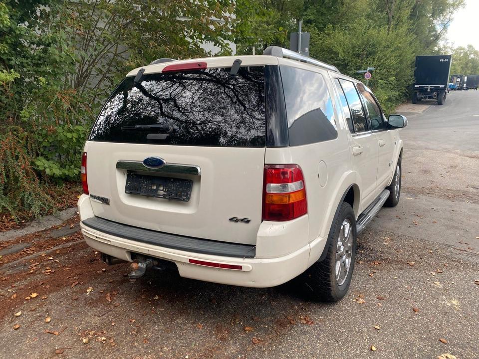 Ford Explorer 4,6 L V8 Automatik 7Sitze 4X4  пробіг: 253186 рік: Mai 2009 Benzin потужність:295 PS ціна: 4000 - Фото 13