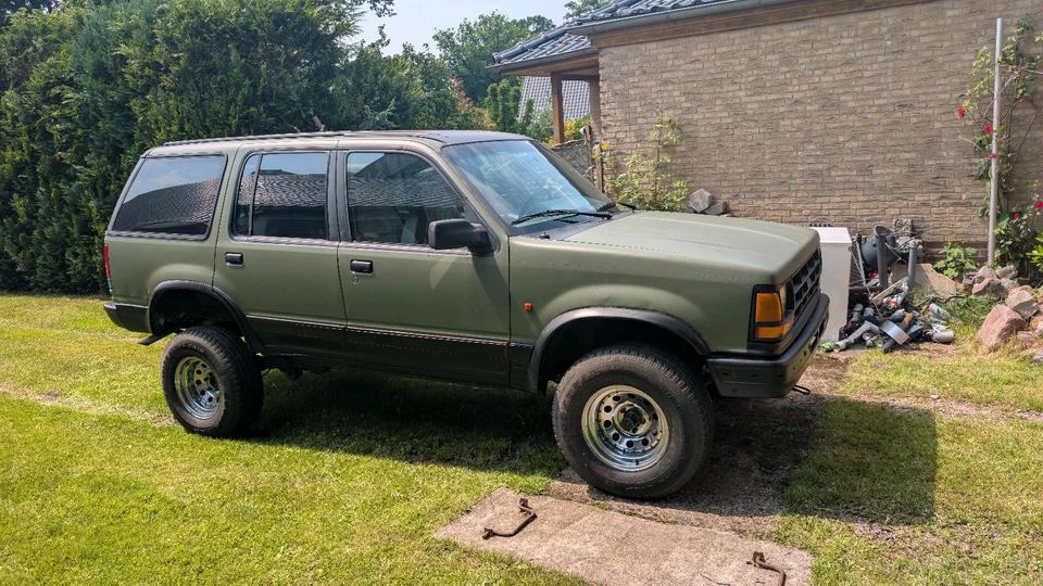 Ford Explorer U2  пробіг: 217000 рік: April 1993 Benzin потужність:160 PS SUV/Geländewagen ціна: 2500 - Фото 0