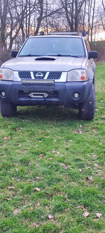 NISSAN PICK-UP D22 пробіг: 295993 рік: März 2003 Diesel потужність:133 PS коробка: Manuell ціна: 3500 Silber - Фото 7