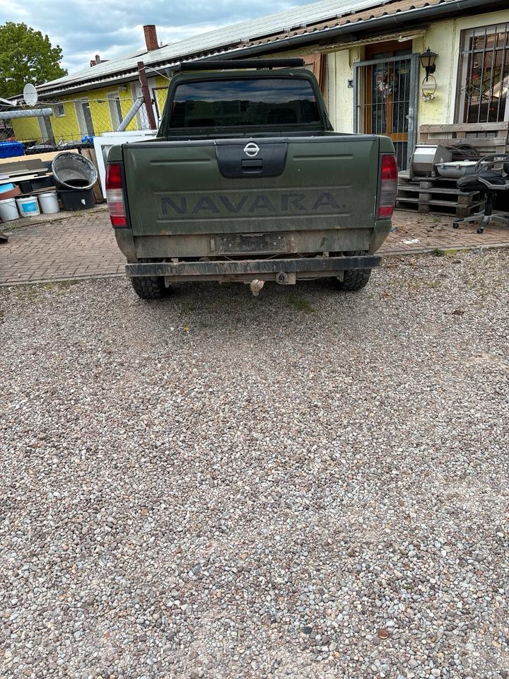 Nissan Navara D22 пробіг: 200004 рік: Juni 2003 Diesel потужність:133 PS коробка: Manuell ціна: 5350 - Фото 3