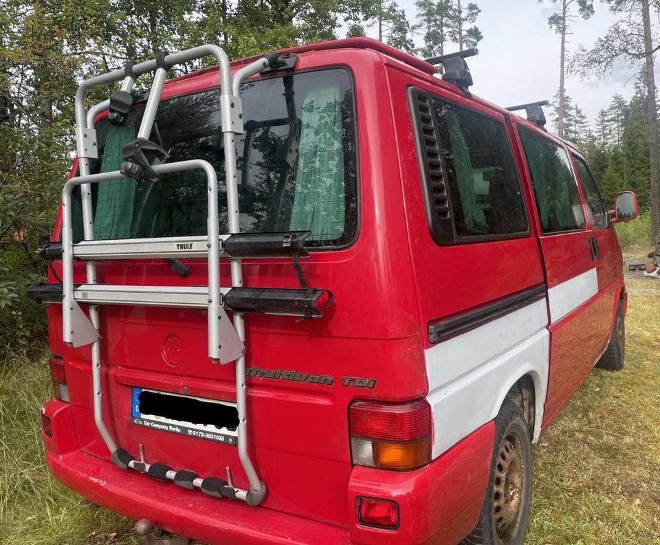 VW T4 Multivan пробіг: 383600 рік: Oktober 1998 Diesel потужність:102 PS коробка: Manuell ціна: 3300 - Фото 8