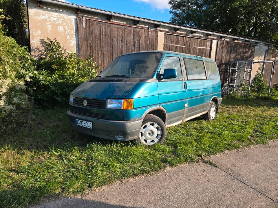 T4 Multivan Allstar пробіг: 483153 рік: Juli 1996 Diesel потужність:78 PS коробка: Manuell ціна: 2500 - Фото 0