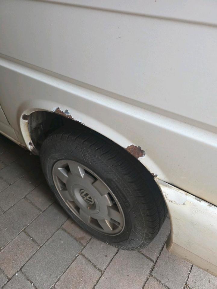 Vw T4 Multivan пробіг: 440000 рік: November 1995 Diesel потужність:102 PS коробка: Manuell ціна: 3500 - Фото 3