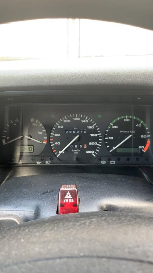 T4 multivan 2.5 пробіг: 280276 рік: September 1995 Diesel потужність:116 PS коробка: Automatik ціна: 2000 - Фото 8