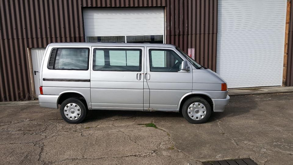 Volkswagen T4 Multivan  пробіг: 437000 рік: September 1994 Diesel потужність:77 PS коробка: Manuell ціна: 2350 - Фото 7