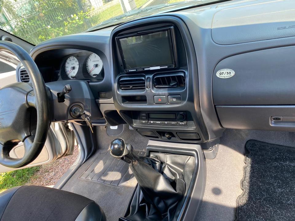Nissan pick up 4x4 D22 mit Hardtop пробіг: 298000 рік: Januar 2002 Diesel потужність:103 PS коробка: Manuell ціна: 4200 - Фото 4