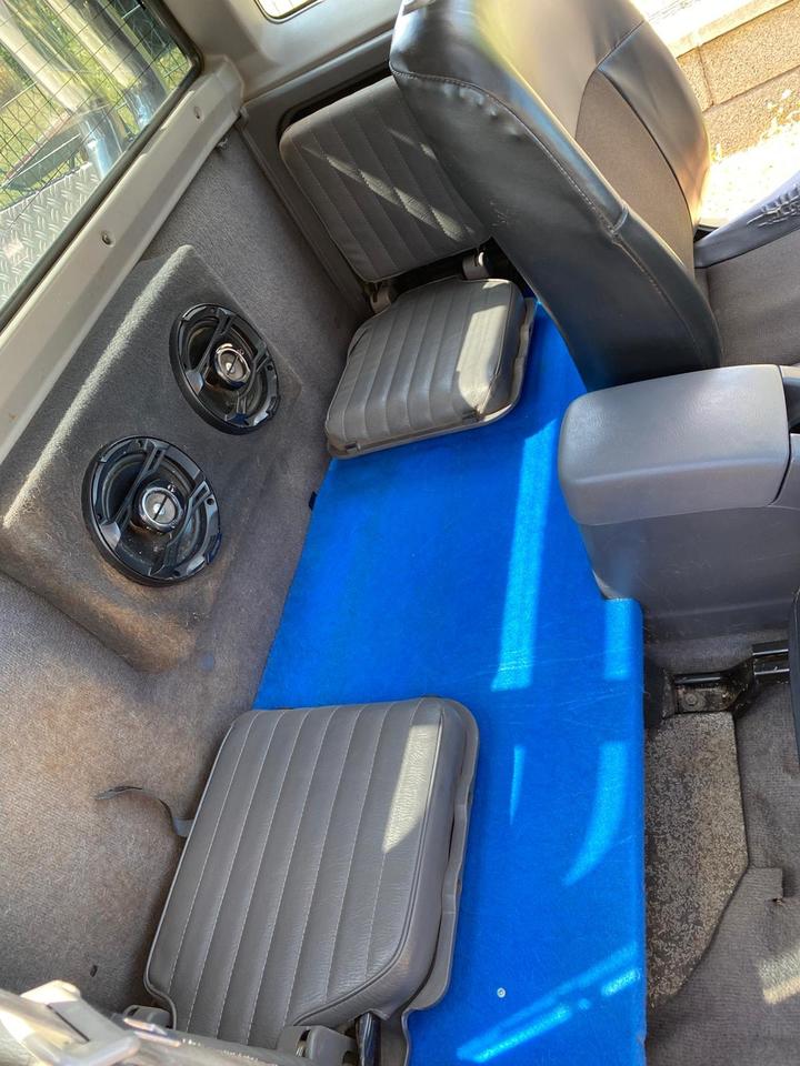 Nissan pick up 4x4 D22 mit Hardtop пробіг: 298000 рік: Januar 2002 Diesel потужність:103 PS коробка: Manuell ціна: 4200 - Фото 9