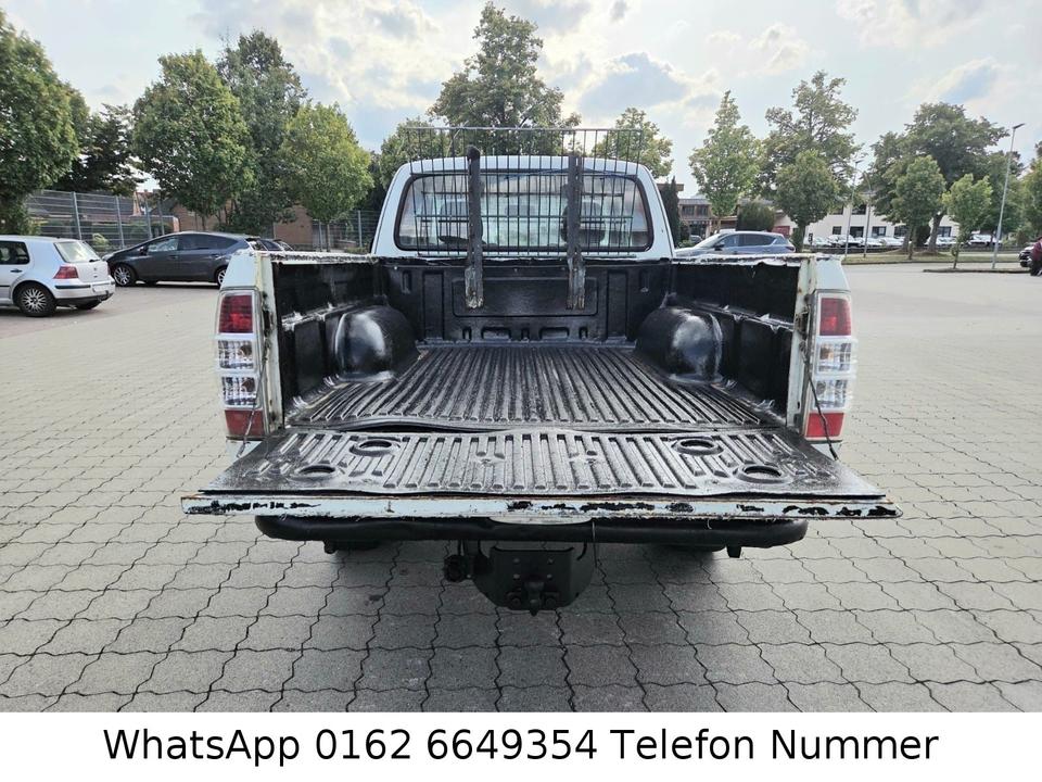 Ford Ranger 2.5 TDCI Pick-Up 4x4 Klima пробіг: 356000 рік: September 2009 Diesel потужність:143 PS коробка: Manuell ціна: 4400 - Фото 3